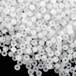 Бисер PRECIOSA цв.02090/331-19001 20гр белый полупрозрачный